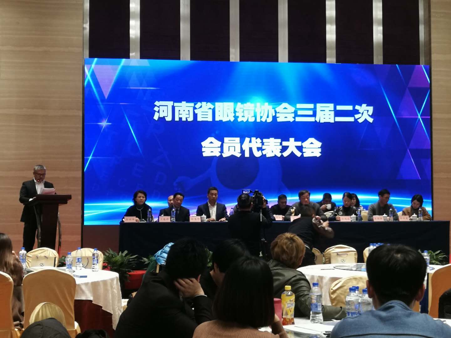 鄭州好視力公司被選為河南省眼鏡協(xié)會(huì)副會(huì)長(zhǎng)單位