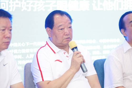 奧運(yùn)第一人化身公益大使！呼吁全社會(huì)共同關(guān)注青少年近視！