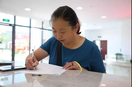 眼健康守護者據說喝過好視力原液的人，都....