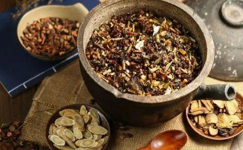 眼睛發(fā)癢受不了，先來看看你是哪種情況！