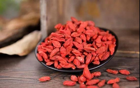 枸杞遇到這一物，護眼明又亮