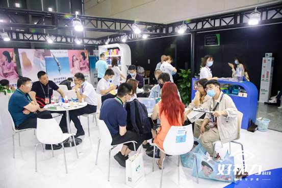 @所有人！你有一份好視力眼貼在上海眼鏡展的實(shí)時(shí)表現(xiàn)待查收