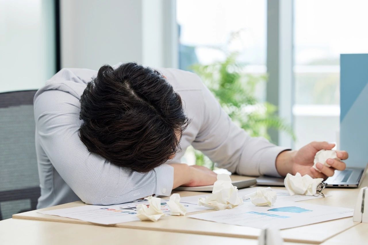 眼睛睜不開？你不是沒睡好，可能是病！