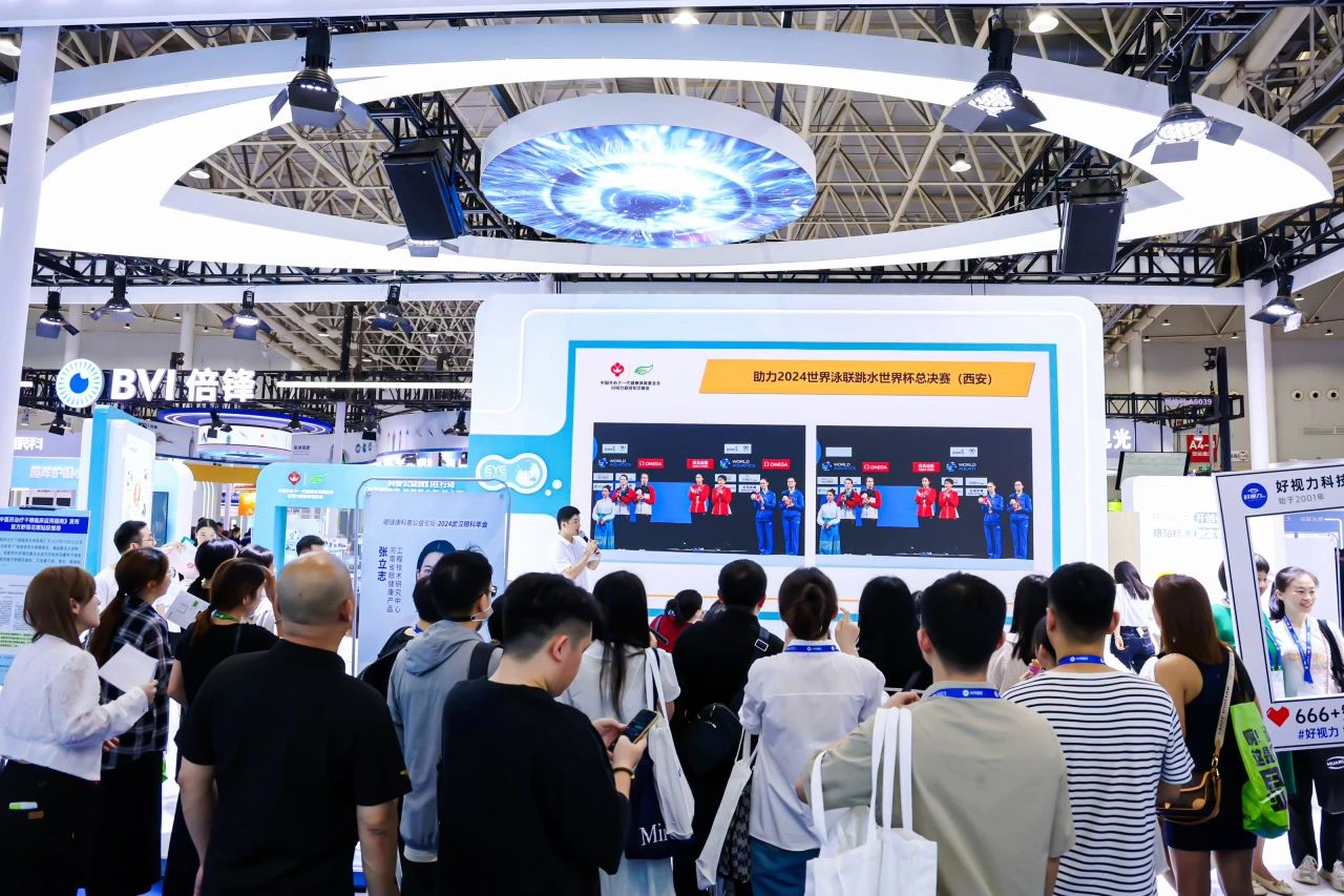 顯眼包眼科年會(huì)成團(tuán)寵，好視力集結(jié)護(hù)眼新模式